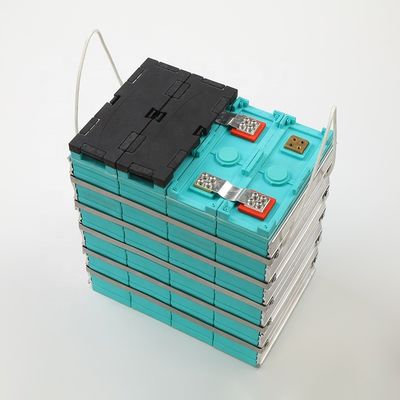 قیمت مناسب 3.2V 200Ah LiFePo4 باتری لیتیوم برای اسکوتر برقی برخط